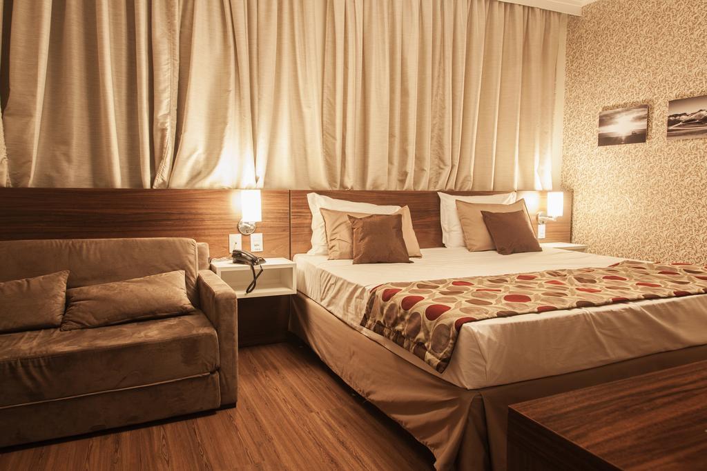 Class Hotel Pouso Alegre Exterior photo