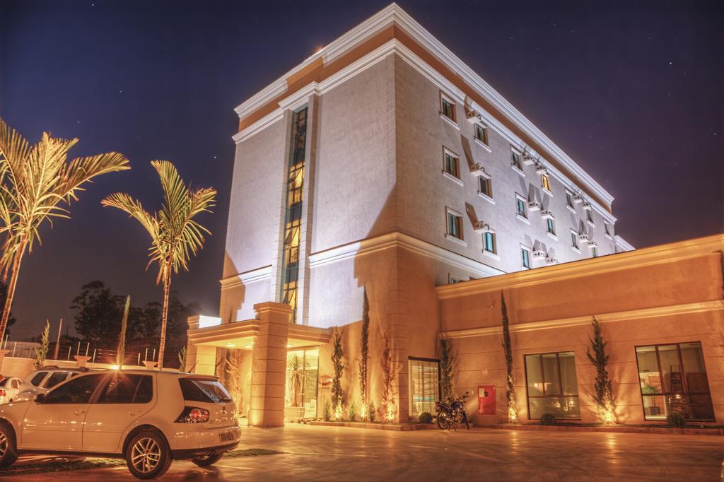 Class Hotel Pouso Alegre Exterior photo